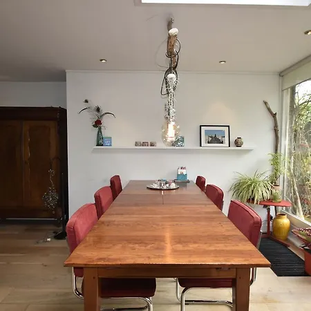 Holiday home De Blauwe Deur *